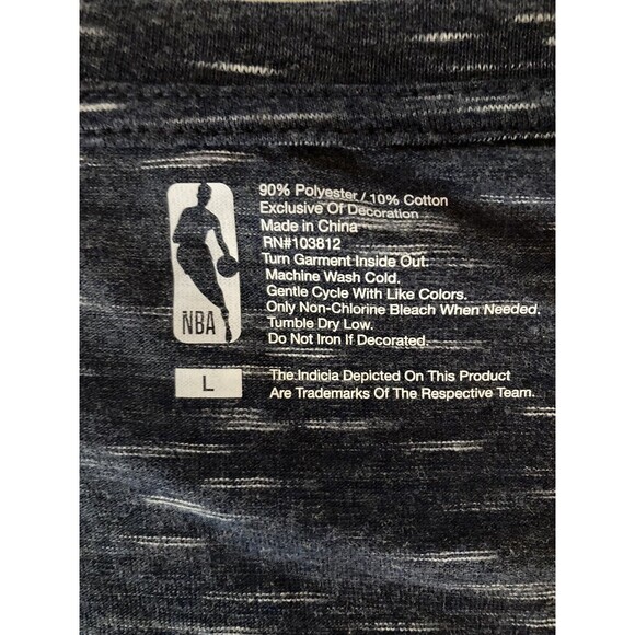 NEW Minnesota Timberwolves V-Neck T-Shirt NBA Women's Size Large TWolves NWT - Picture 3 of 16